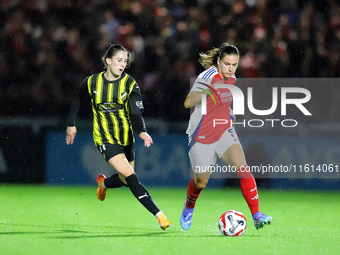 Clarissa Larisey of Arsenal competes with Laia Codina of BK Hacken during the UEFA Champions League Second Round, 2nd Leg between Arsenal an...