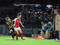 Clarissa Larisey of BK Hacken battles with Lia Walti of Arsenal during the UEFA Champions League Second Round, 2nd Leg between Arsenal and B...