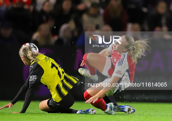 Elma Junttila-Nelhage of BK Hacken in action with Beth Mead of Arsenal during the UEFA Champions League Second Round, 2nd Leg between Arsena...