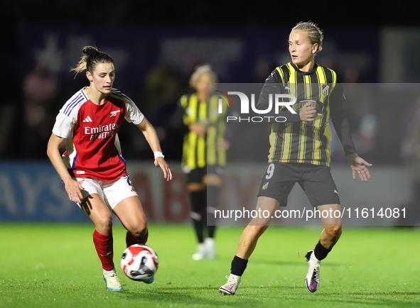 Emily Fox of Arsenal in action with Filippa Curmark of BK Hacken FF during the UEFA Champions League Second Round, 2nd Leg between Arsenal a...