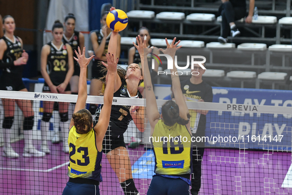 #7 Kiera Van Ryk of VakifBank Spor Kulubu is in action during the International Trophy ''Una squadra per un sorriso'' match between Wash4gre...