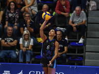 Avery Skinner of Chieri '76 is in action during the International Trophy ''Una squadra per un sorriso'' match between Reale Mutua Fenera Chi...