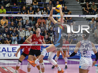 Sarah Van Aalen of Chieri '76 is in action during the International Trophy ''Una squadra per un sorriso'' match between Reale Mutua Fenera C...