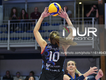 Sarah Van Aalen of Chieri '76 is in action during the International Trophy ''Una squadra per un sorriso'' match between Reale Mutua Fenera C...