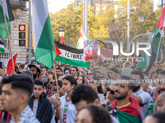 Thousands of people demonstrate in the center of Barcelona, Spain, on September 27, 2024, on the day that a general strike is declared in Sp...