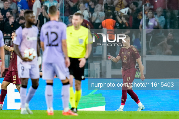 Artem Dovbyk of AS Roma celebrates after scoring first goal during the UEFA Europa League 2024/25 League Phase MD1 match between AS Roma and...