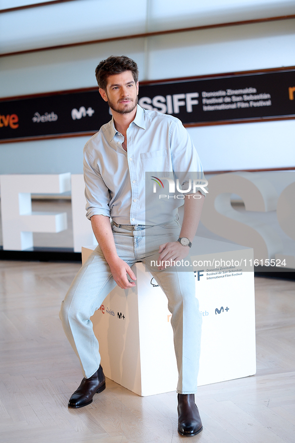 Andrew Garfield attends the photocall for ''We Live in the Time'' during the 72nd San Sebastian International Film Festival in San Sebastian...