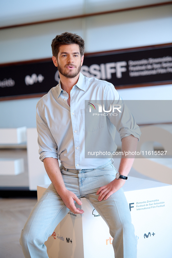 Andrew Garfield attends the photocall for ''We Live in the Time'' during the 72nd San Sebastian International Film Festival in San Sebastian...