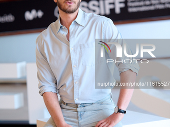 Andrew Garfield attends the photocall for ''We Live in the Time'' during the 72nd San Sebastian International Film Festival in San Sebastian...