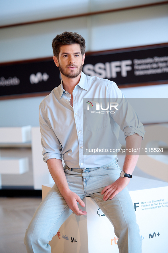 Andrew Garfield attends the photocall for ''We Live in the Time'' during the 72nd San Sebastian International Film Festival in San Sebastian...