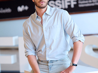 Andrew Garfield attends the photocall for ''We Live in the Time'' during the 72nd San Sebastian International Film Festival in San Sebastian...