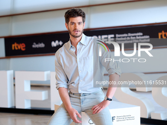 Andrew Garfield attends the photocall for ''We Live in the Time'' during the 72nd San Sebastian International Film Festival in San Sebastian...