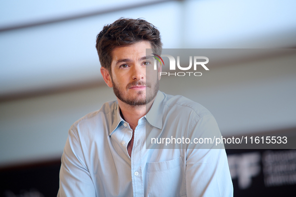 Andrew Garfield attends the photocall for ''We Live in the Time'' during the 72nd San Sebastian International Film Festival in San Sebastian...