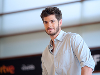 Andrew Garfield attends the photocall for ''We Live in the Time'' during the 72nd San Sebastian International Film Festival in San Sebastian...