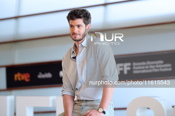 Andrew Garfield attends the photocall for ''We Live in the Time'' during the 72nd San Sebastian International Film Festival in San Sebastian...