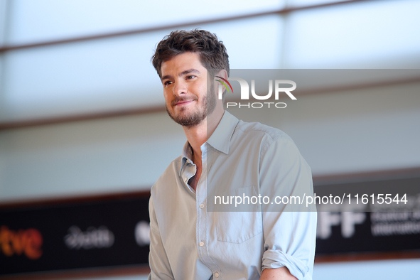 Andrew Garfield attends the photocall for ''We Live in the Time'' during the 72nd San Sebastian International Film Festival in San Sebastian...