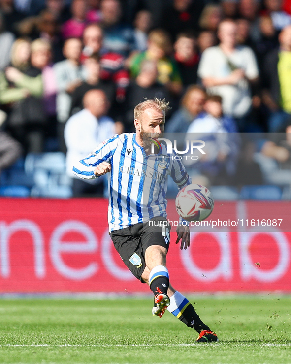 Barry Bannan of Sheffield Wednesday is in action during the Sky Bet Championship match between Sheffield Wednesday and West Bromwich Albion...