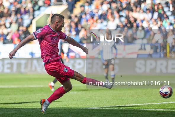 Jed Wallace of WBA attempts a shot on goal during the Sky Bet Championship match between Sheffield Wednesday and West Bromwich Albion at Hil...