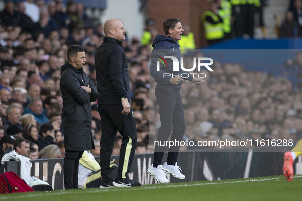 Crystal Palace F.C. manager Oliver gesticulates during the Premier League match between Everton and Crystal Palace at Goodison Park in Liver...