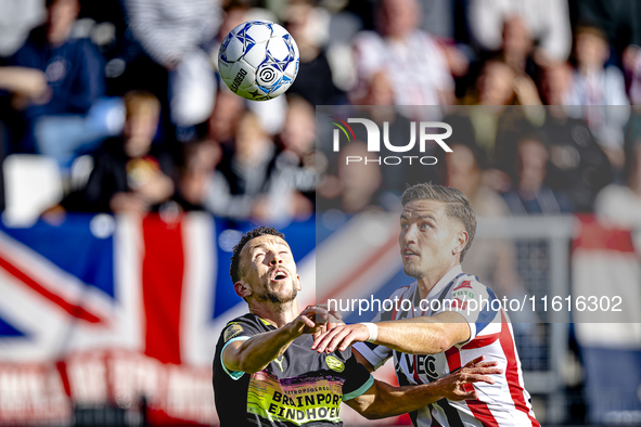 PSV Eindhoven forward Ivan Perisic and Willem II defender Runar Thor Sigurgeirsson during the match Willem II vs. PSV at the Koning Willem I...