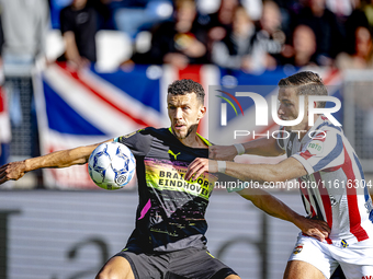 PSV Eindhoven forward Ivan Perisic and Willem II defender Runar Thor Sigurgeirsson during the match Willem II vs. PSV at the Koning Willem I...