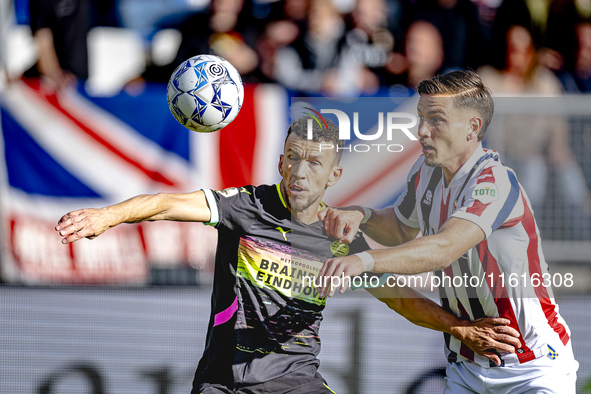 PSV Eindhoven forward Ivan Perisic and Willem II defender Runar Thor Sigurgeirsson during the match Willem II vs. PSV at the Koning Willem I...