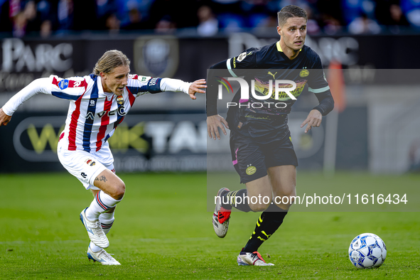 Willem II midfielder Jesse Bosch and PSV Eindhoven midfielder Joey Veerman during the match Willem II vs. PSV at the Koning Willem II stadiu...