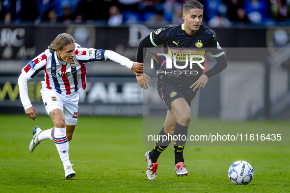 Willem II midfielder Jesse Bosch and PSV Eindhoven midfielder Joey Veerman during the match Willem II vs. PSV at the Koning Willem II stadiu...