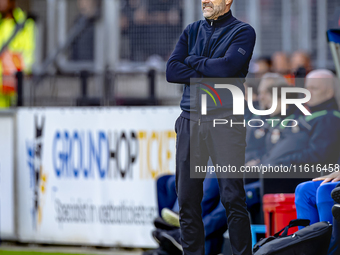 PSV Eindhoven trainer Peter Bosz during the match Willem II - PSV at the Koning Willem II stadium for the Dutch Eredivisie season 2024-2025...