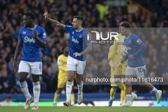 Dwight McNeil #7 of Everton F.C. celebrates his goal during the Premier League match between Everton and Crystal Palace at Goodison Park in...