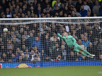 Dwight McNeil #7 of Everton F.C. scores a goal during the Premier League match between Everton and Crystal Palace at Goodison Park in Liverp...