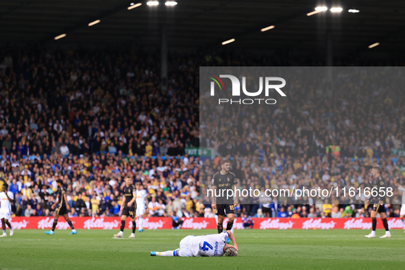 Ethan Ampadu (Leeds United) goes off injured after a challenge with Ben Sheaf (Coventry City) during the Sky Bet Championship match between...