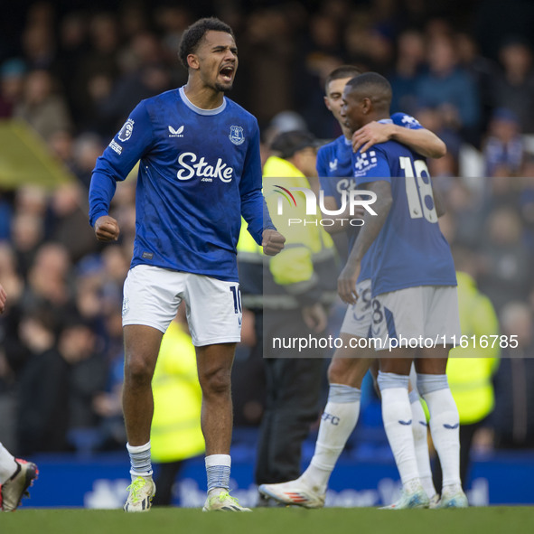 Iliman Ndiaye #10 of Everton F.C. celebrates the win during the Premier League match between Everton and Crystal Palace at Goodison Park in...