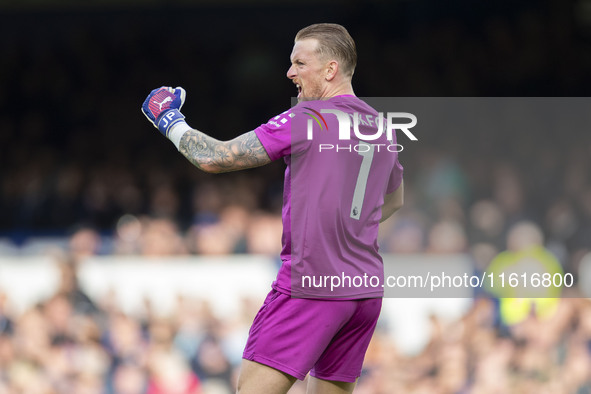 Jordan Pickford #1 (GK) of Everton F.C. celebrates at full time during the Premier League match between Everton and Crystal Palace at Goodis...