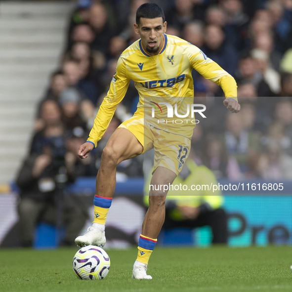 Daniel Munoz #12 of Crystal Palace F.C. during the Premier League match between Everton and Crystal Palace at Goodison Park in Liverpool, En...