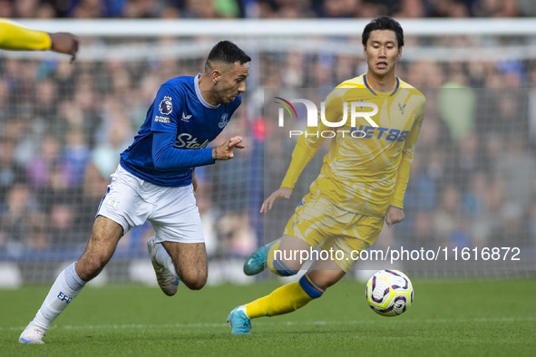 Dwight McNeil #7 of Everton F.C. is in action during the Premier League match between Everton and Crystal Palace at Goodison Park in Liverpo...