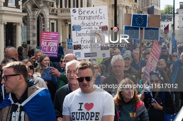 LONDON, UNITED KINGDOM - SEPTEMBER 28, 2024: Thousands of pro-EU demonstrators march in central London calling for the UK to rejoin the Euro...