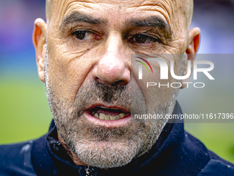 PSV Eindhoven trainer Peter Bosz during the match Willem II - PSV at the Koning Willem II stadium for the Dutch Eredivisie season 2024-2025...