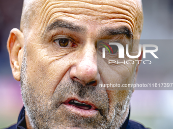 PSV Eindhoven trainer Peter Bosz during the match Willem II - PSV at the Koning Willem II stadium for the Dutch Eredivisie season 2024-2025...