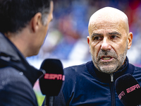 PSV Eindhoven trainer Peter Bosz during the match Willem II - PSV at the Koning Willem II stadium for the Dutch Eredivisie season 2024-2025...