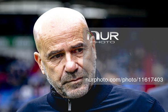 PSV Eindhoven trainer Peter Bosz during the match Willem II - PSV at the Koning Willem II stadium for the Dutch Eredivisie season 2024-2025...