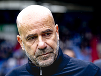 PSV Eindhoven trainer Peter Bosz during the match Willem II - PSV at the Koning Willem II stadium for the Dutch Eredivisie season 2024-2025...