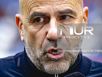 PSV Eindhoven trainer Peter Bosz during the match Willem II - PSV at the Koning Willem II stadium for the Dutch Eredivisie season 2024-2025...