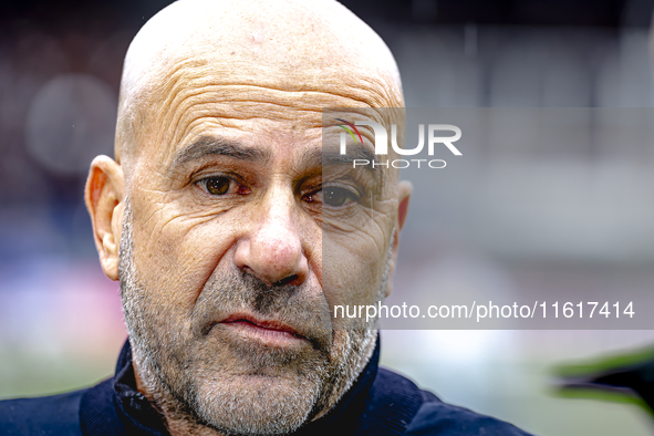 PSV Eindhoven trainer Peter Bosz during the match Willem II - PSV at the Koning Willem II stadium for the Dutch Eredivisie season 2024-2025...