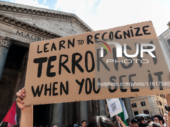 A demonstration takes place in front of the Pantheon to demand a stop to the Israeli army's bombing of Lebanon and in solidarity with Palest...