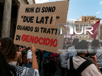 A demonstration takes place in front of the Pantheon to demand a stop to the Israeli army's bombing of Lebanon and in solidarity with Palest...