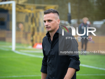 Coach Slawomir Peszko during the game between Wieczysta Krakow and Skra Czestochowa in Krakow, Poland, on September 28, 2024. Betclic 2 Liga...