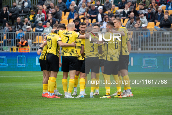 Wieczysta players during the game between Wieczysta Krakow and Skra Czestochowa in Krakow, Poland, on September 28, 2024. Betclic 2 Liga, Po...