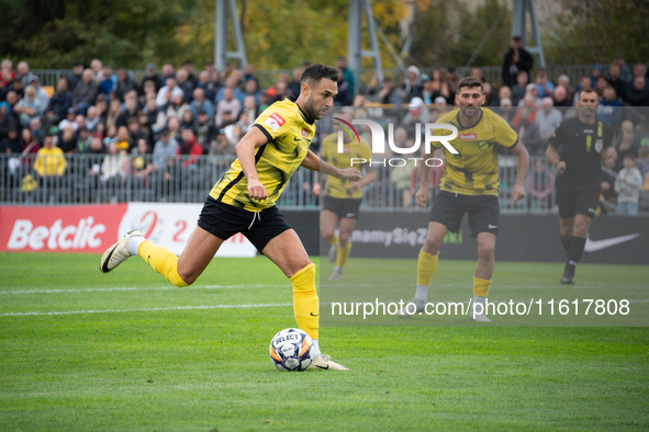 Manuel Torres during the game between Wieczysta Krakow and Skra Czestochowa in Krakow, Poland, on September 28, 2024. Betclic 2 Liga, Polish...