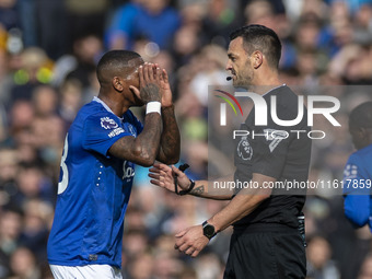 Ashley Young #18 of Everton F.C. gesticulates during the Premier League match between Everton and Crystal Palace at Goodison Park in Liverpo...